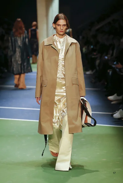 Look 17